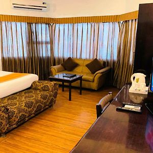 The Ambassador - Hotel & Conference Center